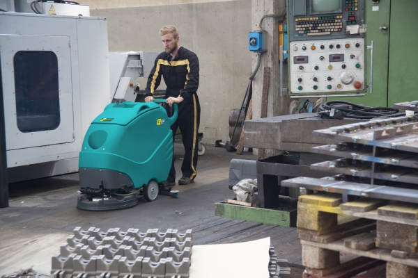 handgeführte Scheuersaugmaschine Eureka E50 CABLE